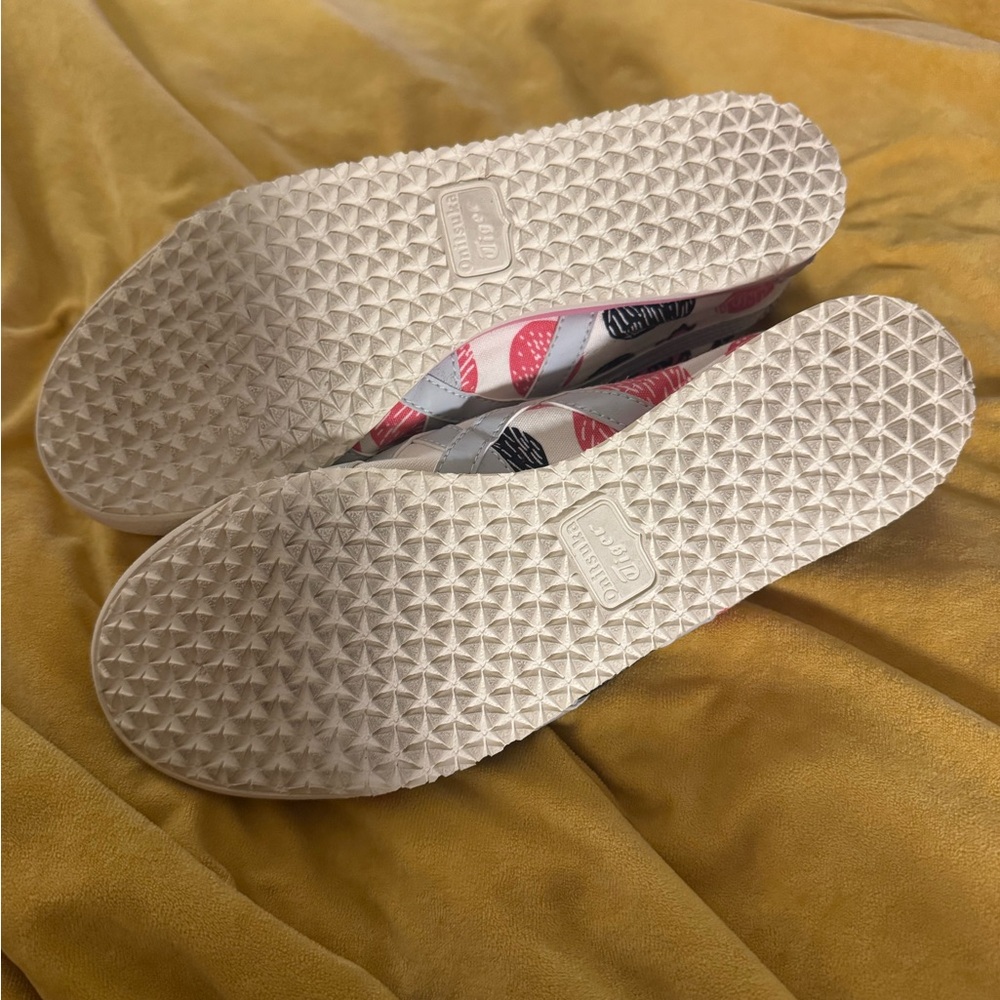 Onitsuka Tiger Pink White Patterned Women's Sneakers - Picture 7 of 7